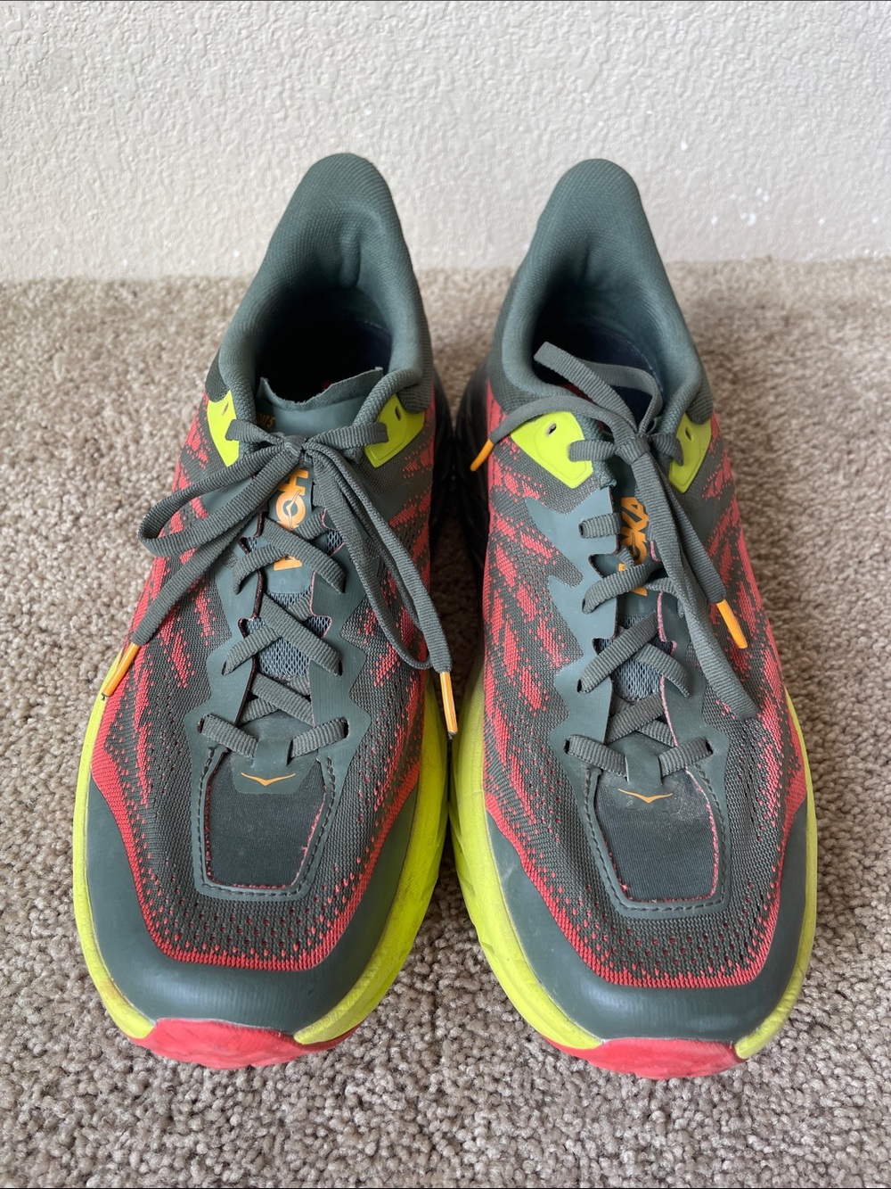 Hoka Speedgoat 5 Men's Running Shoes Sneakers 11.5 Athletic Lightweight Trail - Picture 2 of 15